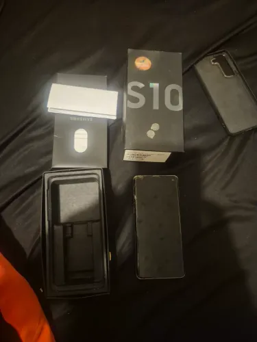 Samsung s10e