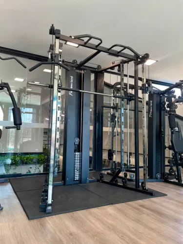 M- CROSS SMITH, CROSS OVER. EQUIPAMENTO DE MUSCULAÇÃO. PARCELAMENTO. PREÇO DE OPORTUNIDADE
