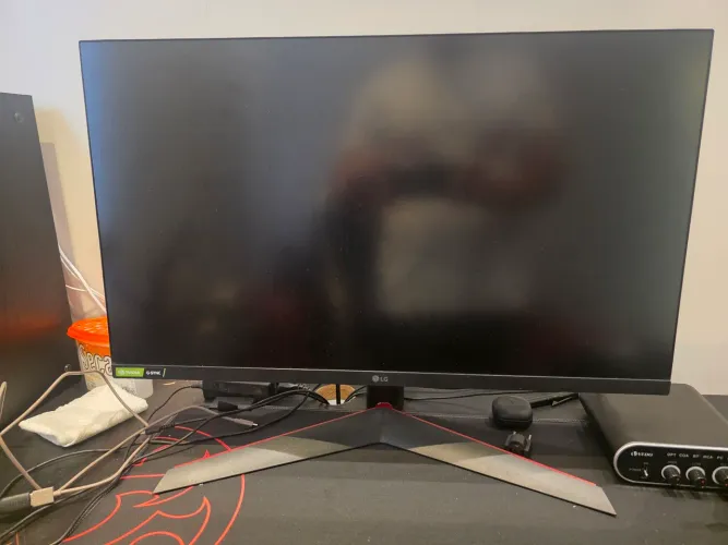 Monitor Gamer 240hz 27" LG Ultragear 27GN750