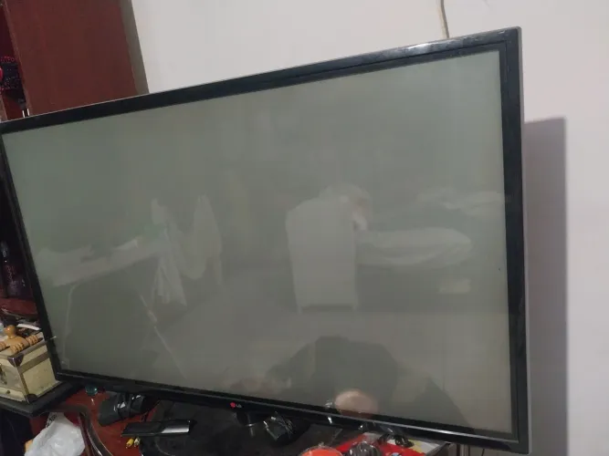 Vendo TV ,não é Smart esta funcionando perfeitamente