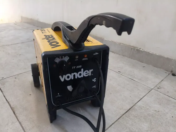 Máquina de solda Vonder