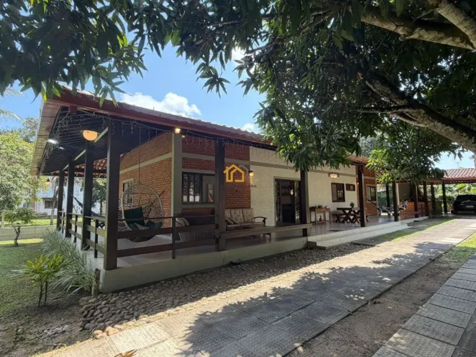 Vendo casa com 4 suítes no Condomínio Torquato de Castro 1