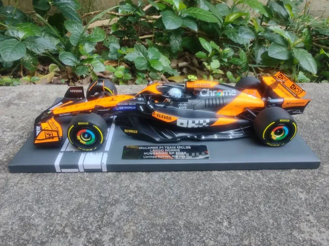 Mclaren MCL38 1/18 Minichamps Lando Norris 