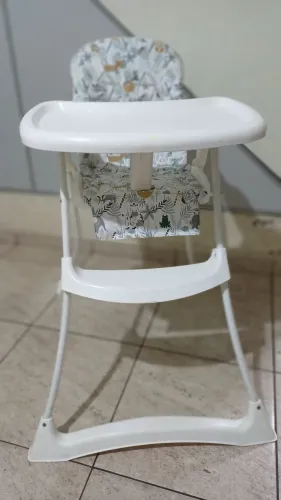 Cadeira de alimentação 
