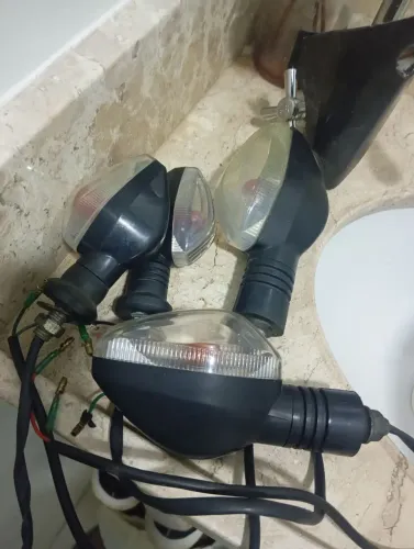 Pisca XRE 190/Bros