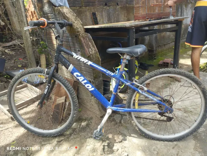 Bicicleta aro 24 Caloi de marcha