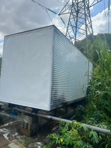 Baú de 4 metros 