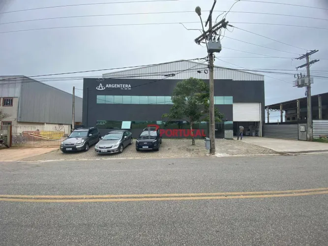 Galpão à venda, 1142 m² por R$ 3.500.000,00 - Cabiúnas - Macaé/RJ