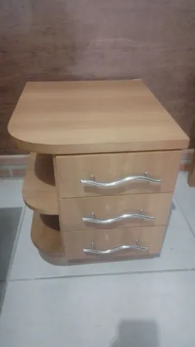 Mesa de cabeceira mdf 3 gavetas