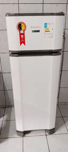 Geladeira Esmaltec