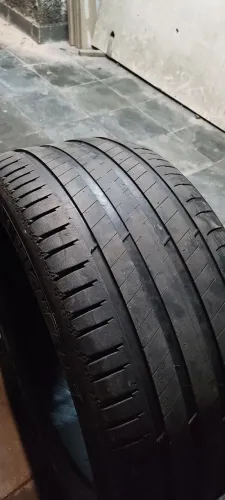 Pneu Michelin aro 20