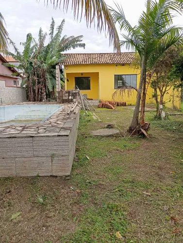 Casa com piscina jecone
