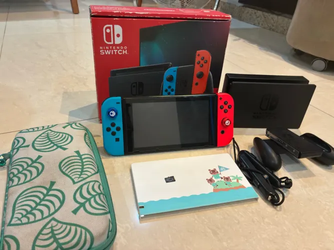 Nintendo Switch V2 COMPLETO + Cartão 128GB + Case + Grip pra analógico