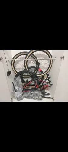 São duas bikes aro 29 nunca usadas!!