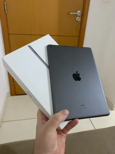 IPAD 9 DE 64GB - TODO ORIGINAL E AINDA NA GARANTIA!