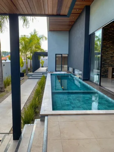 Casa térrea à venda no condomínio Residencial Primavera em Piratininga -SP.