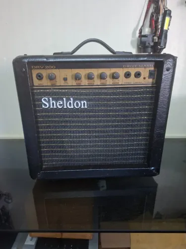 caixa de som amplificada para guitarra violao e microfone em exelente estado de funcioname