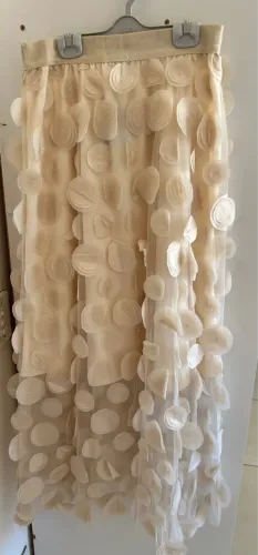 Saia midi em tule, nunca usada