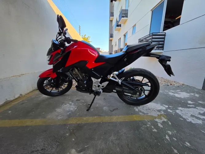 Cb 300