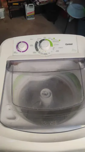 Máquina de lavar cônsul 8 kg funcionando