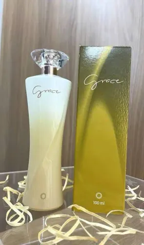 Perfume Grace Hinode