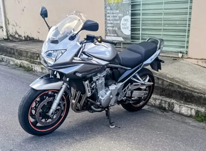 Suzuki bandit 1250s