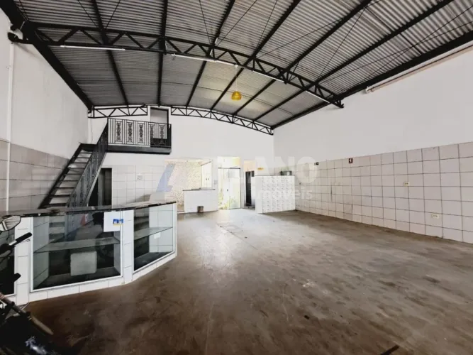 Locação de Comercial / Barracão/Galpão na cidade de São Carlos