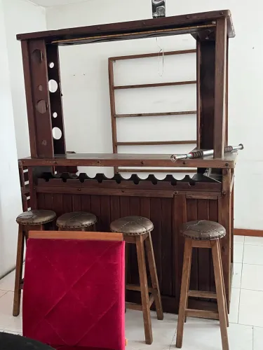 Bar madeira 