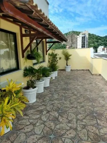 Cobertura para Venda em Niterói, Centro, 2 dormitórios, 1 suíte, 3 banheiros, 1 vaga