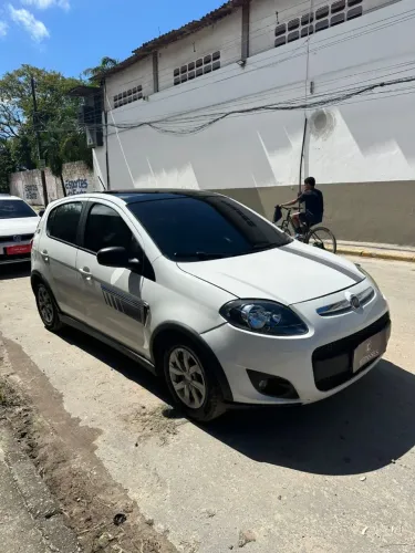Fiat Palio Sporting 1.6 Flex 16V 5P 2016