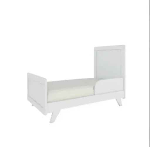 Berço que vira cama