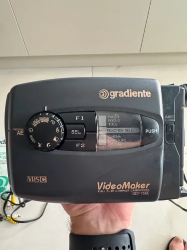 Camera de vídeo Gradiente GCP-155C