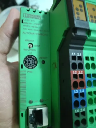 Kit CLP Phoenix Contact ILC 131 ETH + Módulo Temperatura E Saídas <br>
