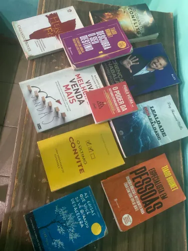 Lote com 10 Livros - Desenvolvimento Pessoal, Fé, Vendas e Autorresponsabilidade