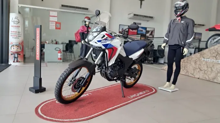 HONDA XRE SAHARA 300 ADV 0KM.