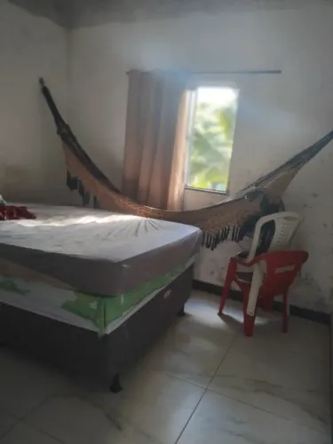 Vendo casa no conj piraja 1... casa com quarto sala e cozinha *28