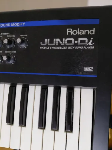 Teclado Roland Juno Di