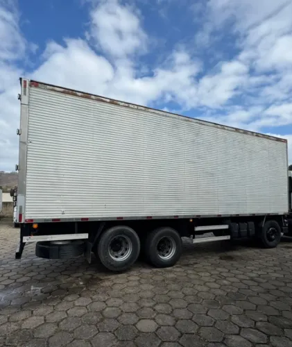 BAÚ NIJU THERMO KING REFRIGERADO GANCHEIRO TRUCK