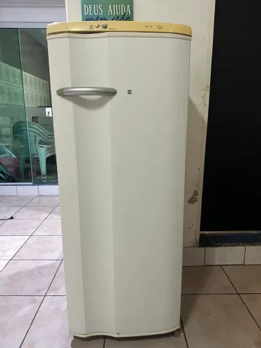 Geladeira Electrolux
