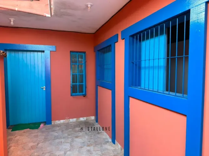 Apto térreo pézinho na areia, integrante do Ed Casarão na Praia de Piúma/ES