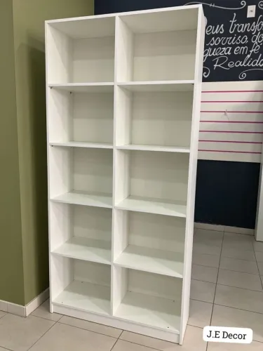 Armário multiuso em mdf