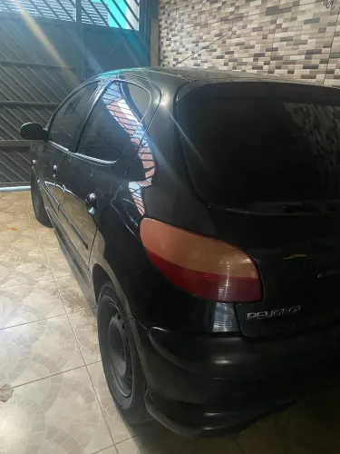 Peugeot 206 Presence 1.4/ 1.4 Flex 8V 5P 2005