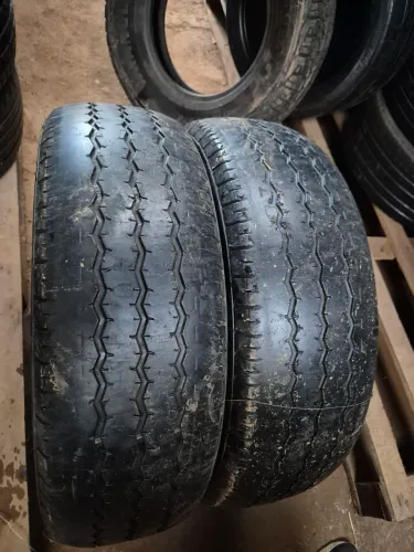Par de pneus 225/65/16C Wanli