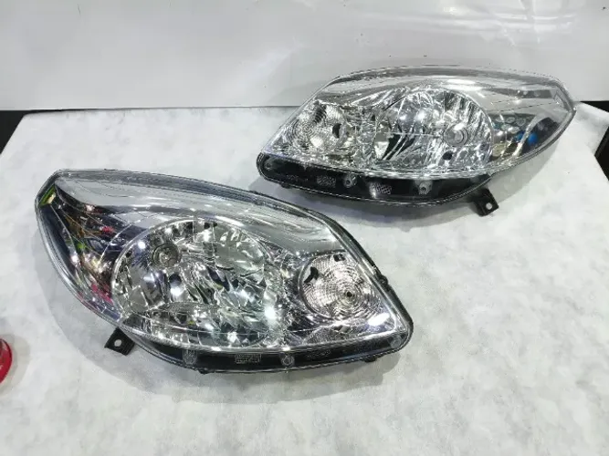 Par farol Renault Sandero 2012 2013 2014 Original