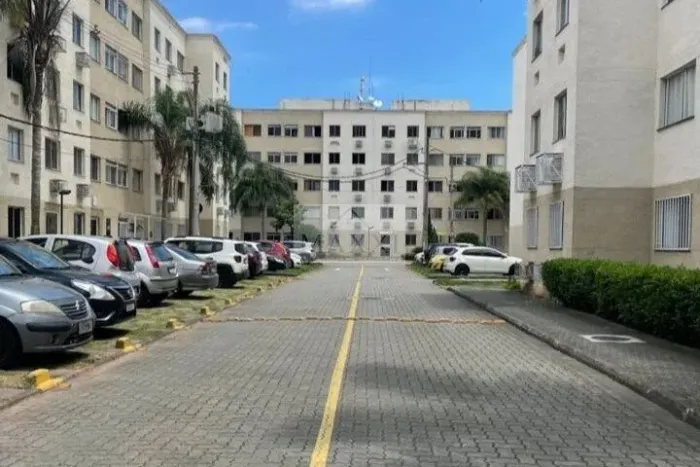 Apartamento à venda na Estrada dos Bandeirantes, Vargem Pequena, Rio de Janeiro - RJ