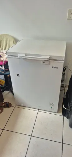 Freezer e Refrigerador Philco 140l