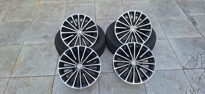 Rodas aro 14 , furação  4 x100