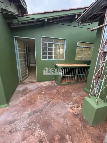 Casa Padrão à Venda em Igarapava - Vila Marilene
