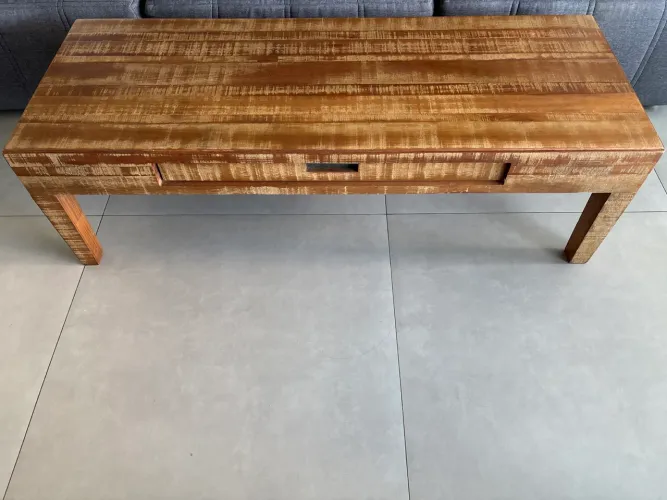 Mesa TokStok - (madeira de demolição)