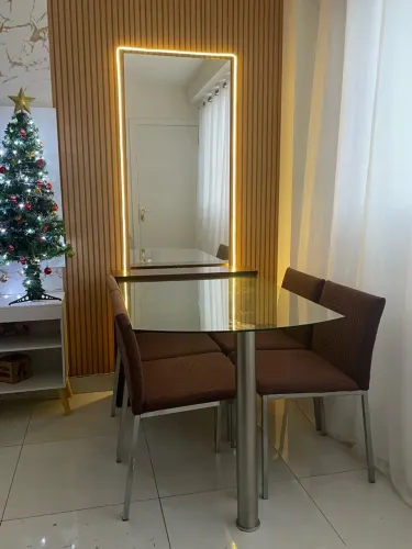 Mesa 4 cadeiras
